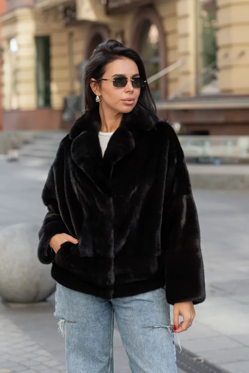Loose-fit mink fur coat