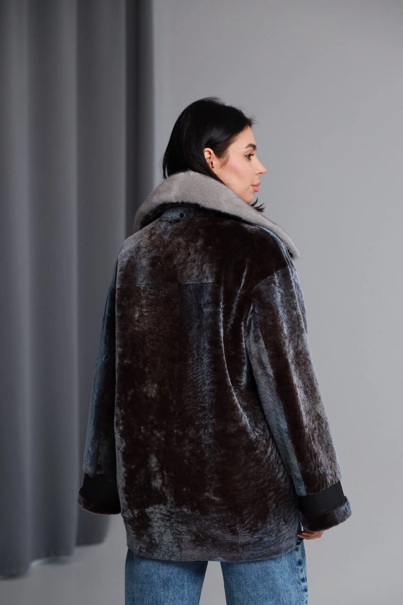 Sheepskin coat in Northern Lights color