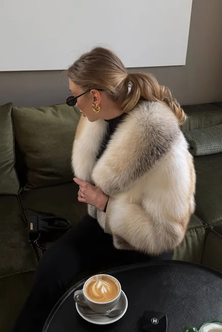 Fox fur coat Golden Island