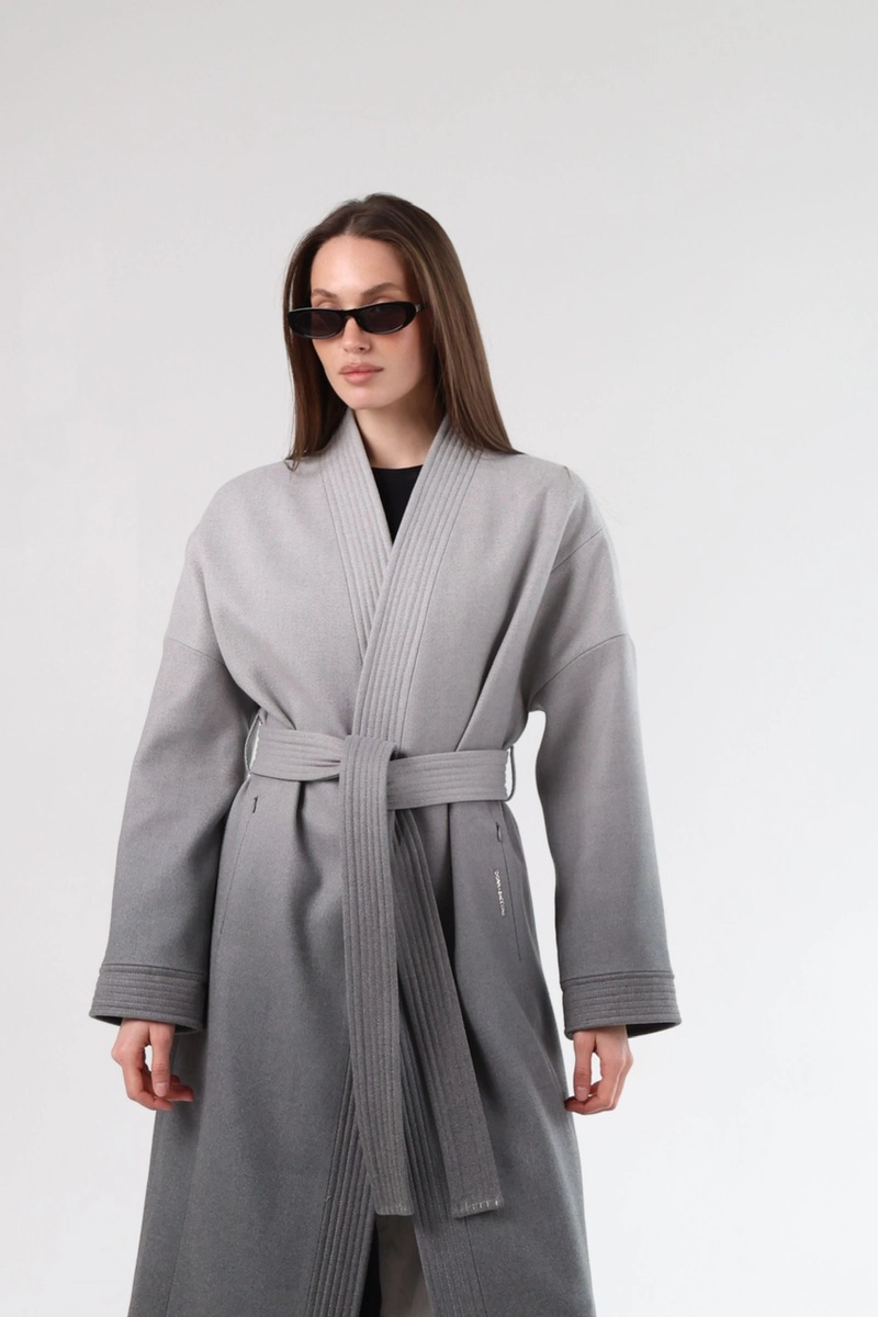 Cashmere coat with an ombré effect