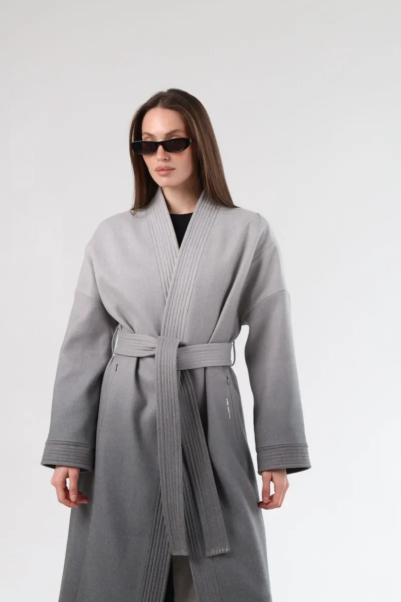 Cashmere coat with an ombré effect