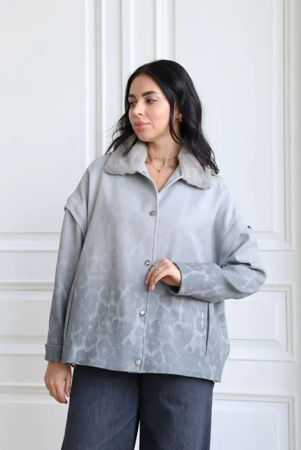 Grey convertible coat crafted from Italian fabric