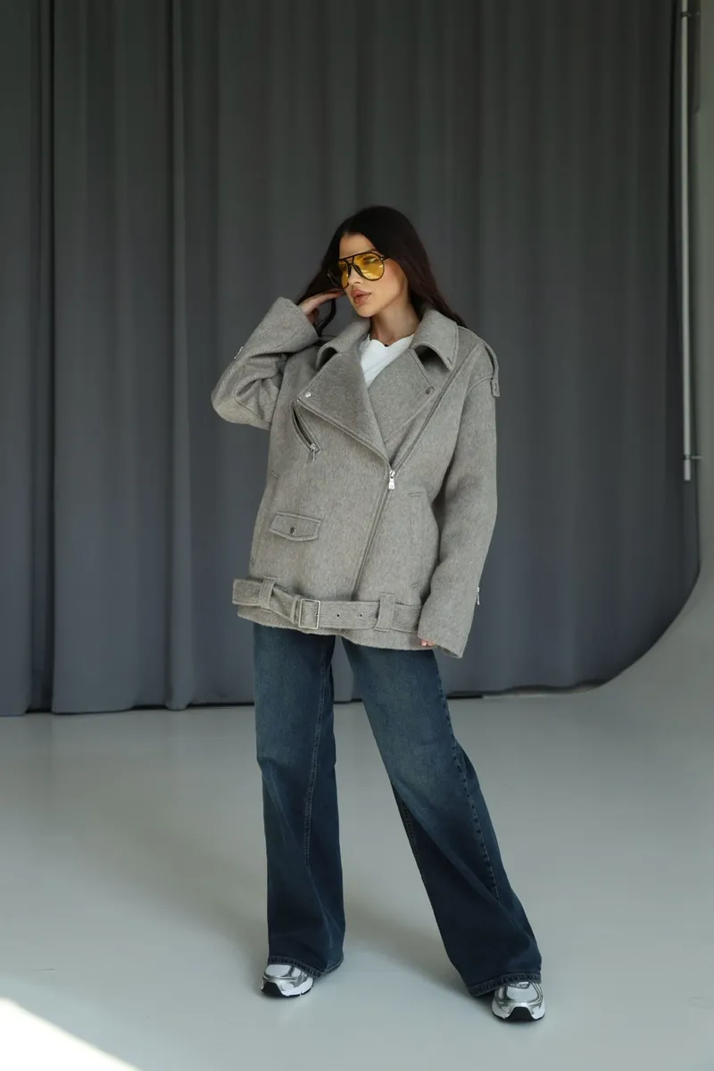 Long leather jacket made of 100% wool in grey