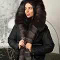 Парка в черном цвете с мехом песца