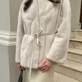 Норковая шуба с шалевым воротником в оттенке pearl