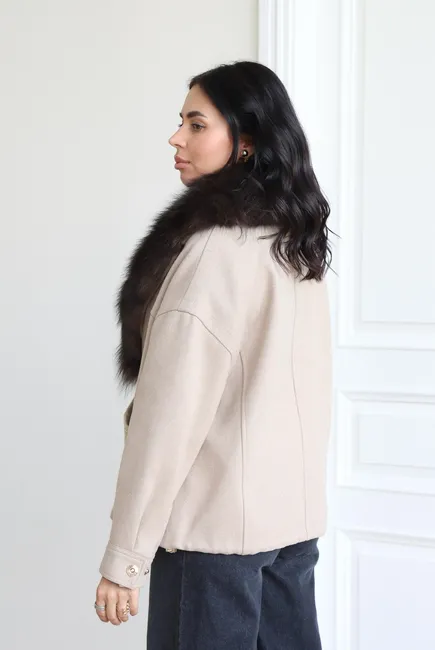 Premium coat crafted from Italian Marini fabric