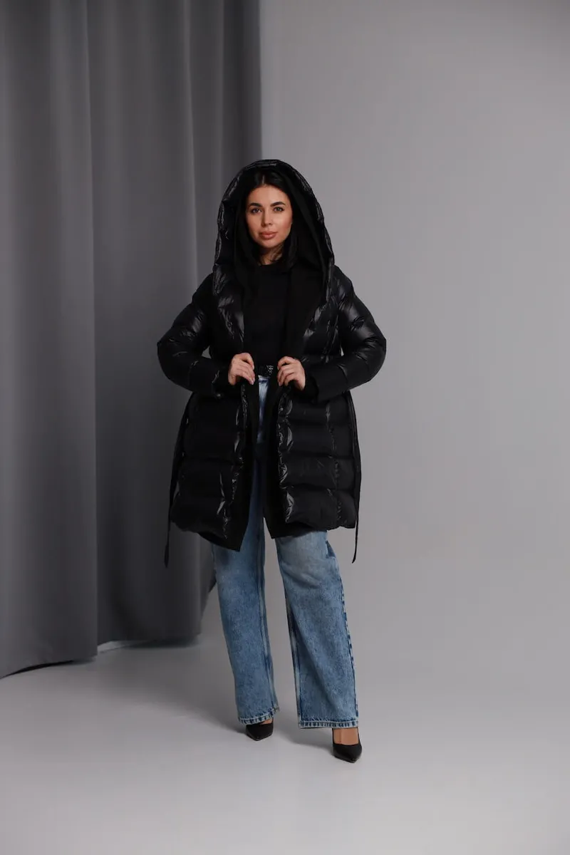 Down jacket with cashmere trim