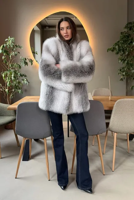 Arctic fox fur coat Amber Frost