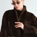 Норковая шуба макси длины в оттенке Brown