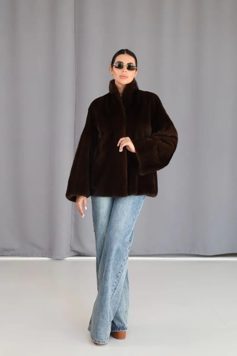 Exquisite auction-style fur coat in an “old money” aesthetic
