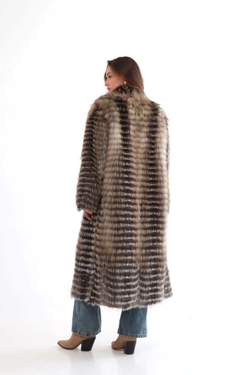 Lightweight mid-season coat made from Finnish fox in a gold shade