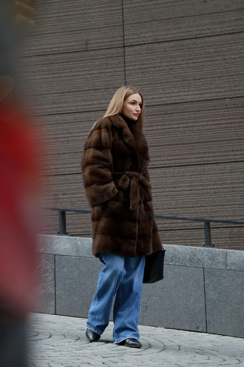 Basic mink coat in walnut color