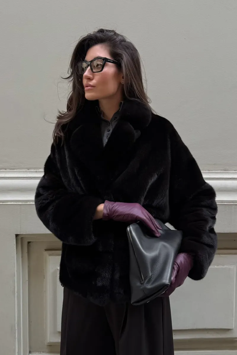 Loose-fit mink fur coat