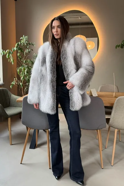 Arctic fox fur coat Amber Frost