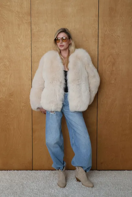 Beige Arctic fox fur coat without a collar