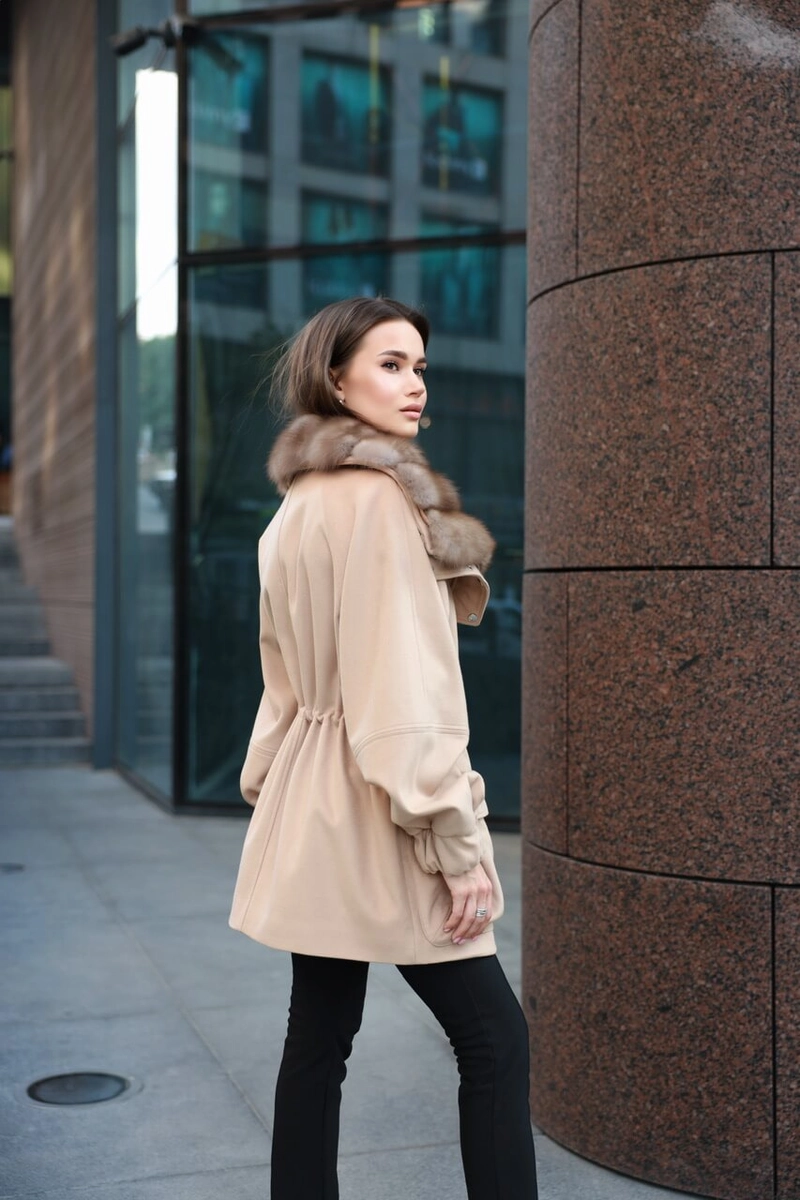Beige cashmere coat