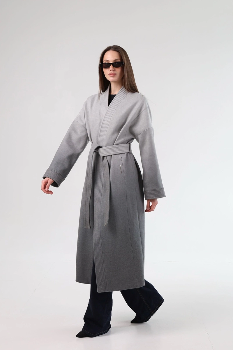 Cashmere coat with an ombré effect