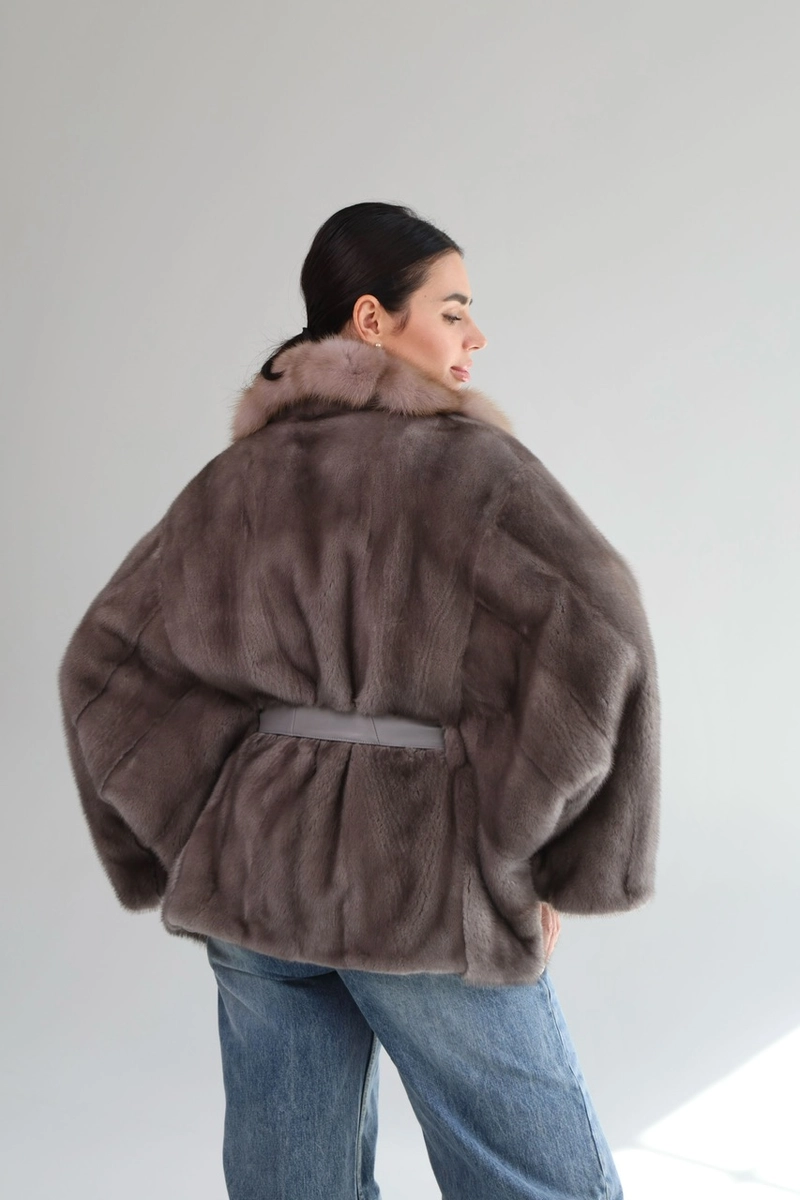 Mink kimono with marten fur on the collar