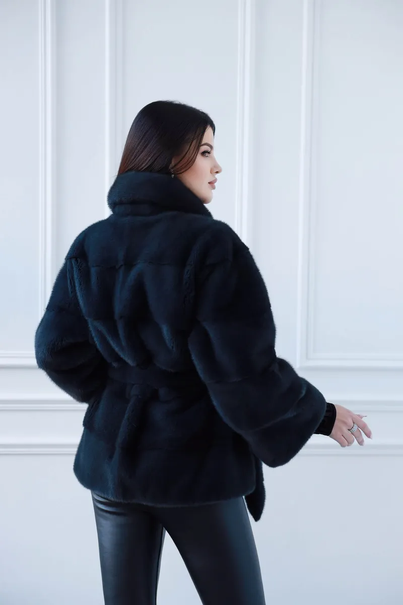 Классическая норковая шуба в цвете blue jeans