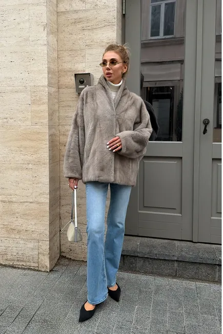 Mink fur coat in the Silver Blue shad
