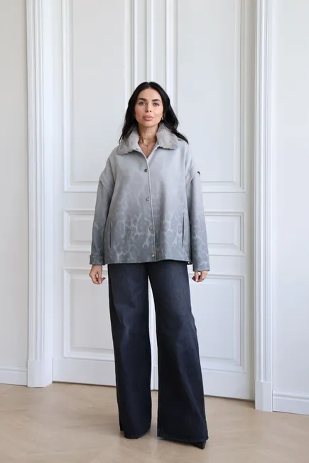 Grey convertible coat crafted from Italian fabric