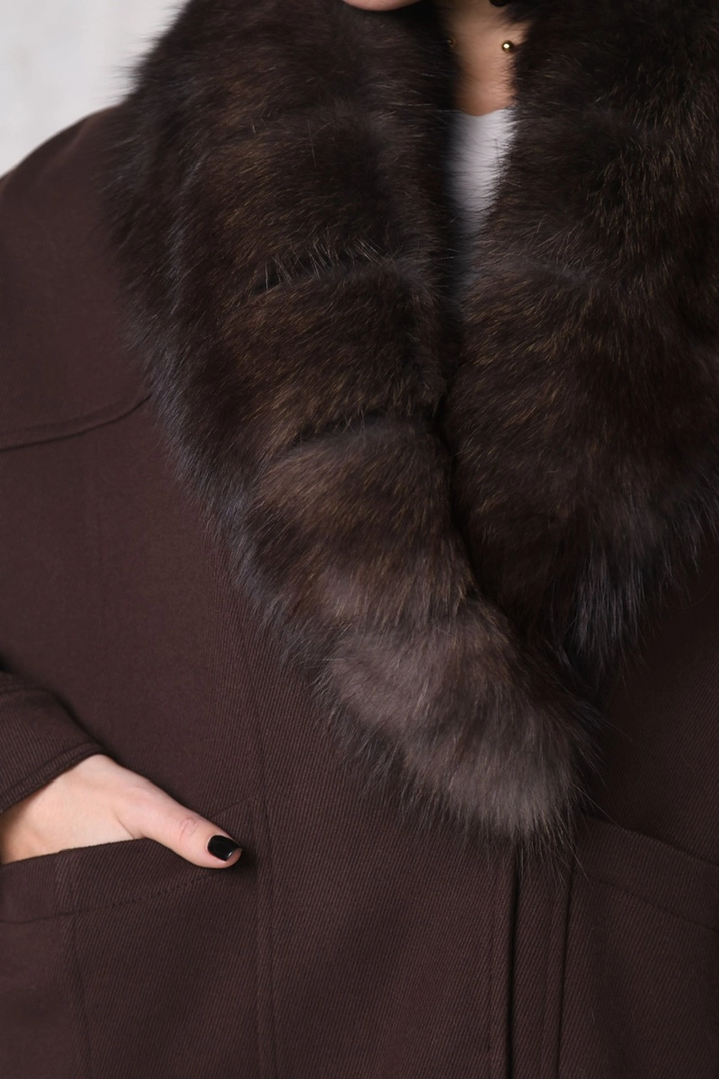 Premium coat crafted from Italian Marini fabric
