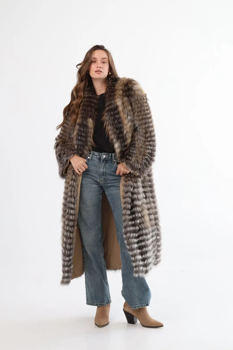 Lightweight mid-season coat made from Finnish fox in a gold shade