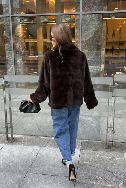 Mink fur coat with diagonally arranged fur panels