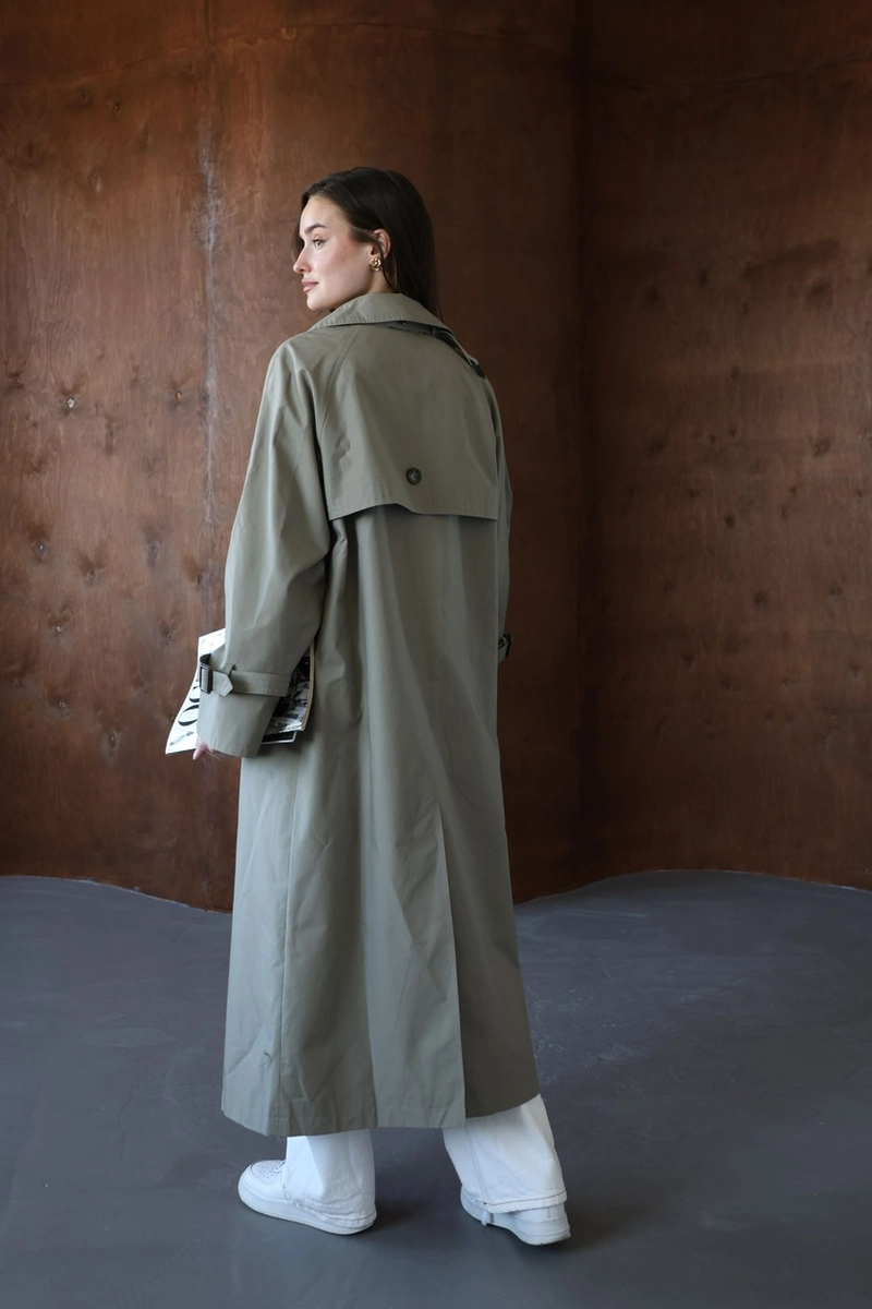 Double-breasted oversize trench coat in pistachio color