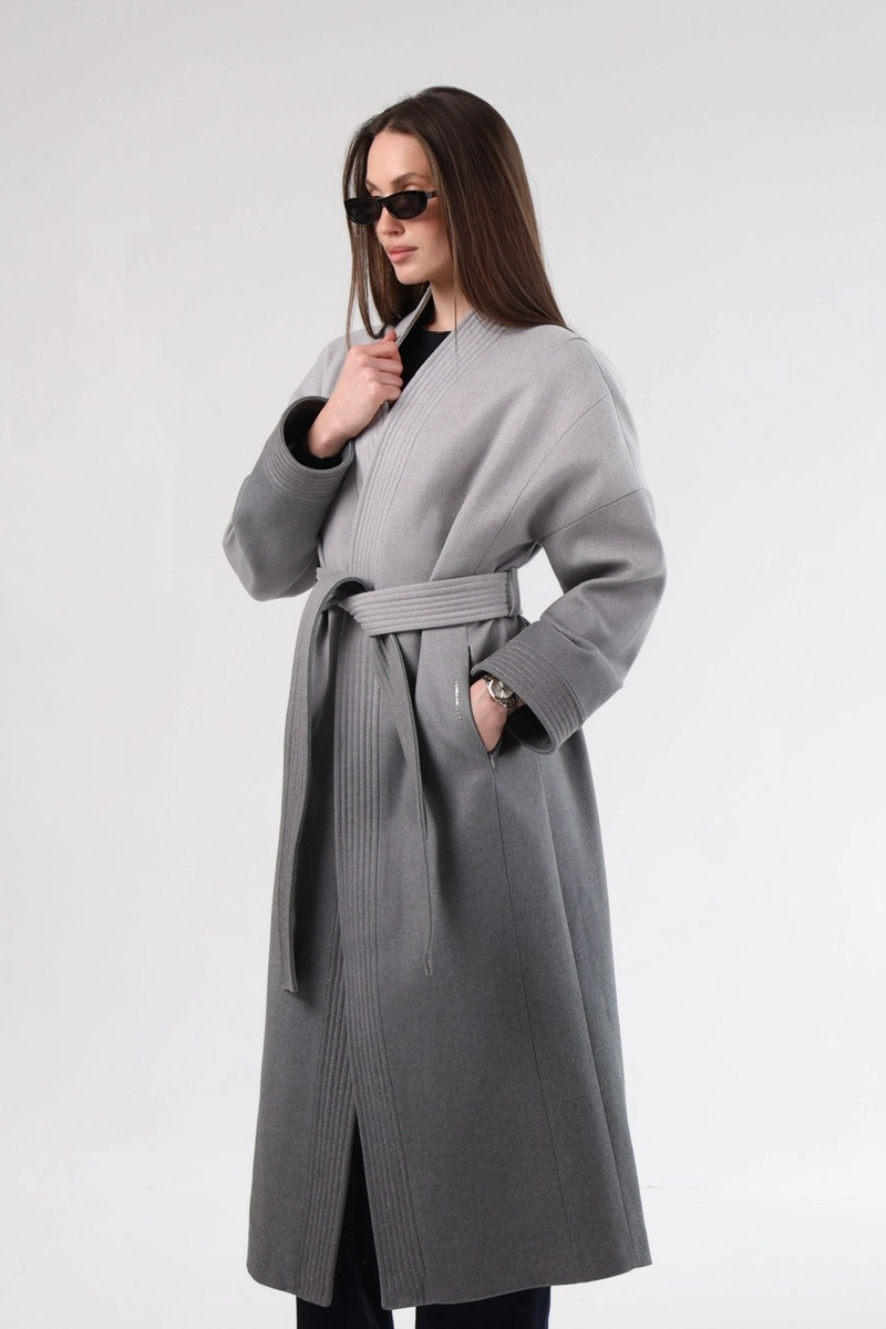 Cashmere coat with an ombré effect
