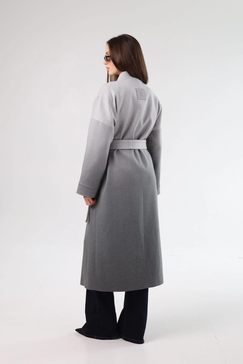 Cashmere coat with an ombré effect