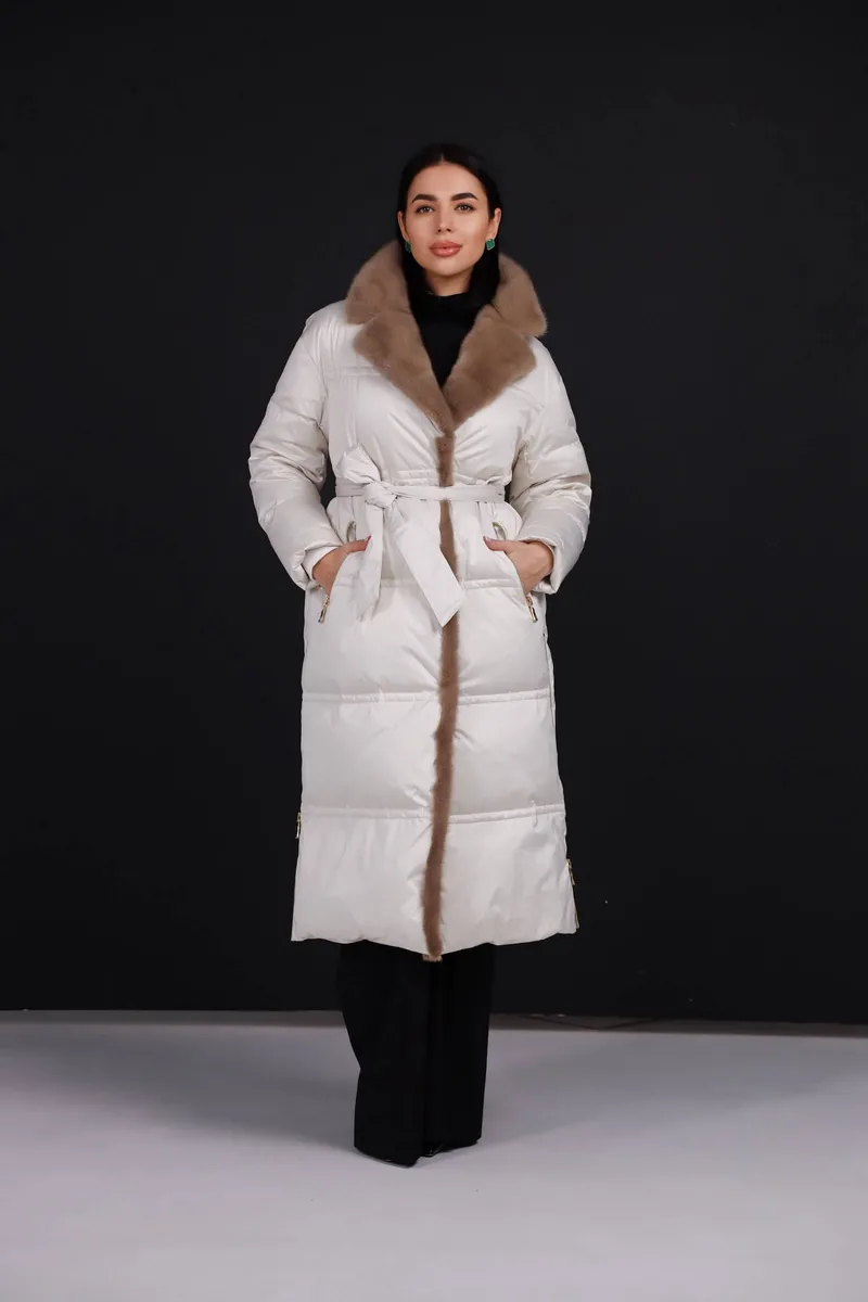Down jacket in white with mink fur trim