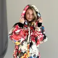 Пуховик с капюшоном в цветочном принте