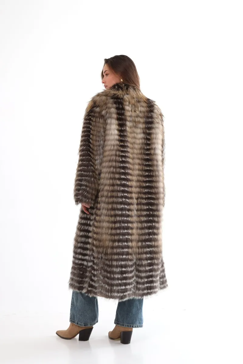 Lightweight mid-season coat made from Finnish fox in a gold shade