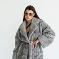 Классическая норковая шуба в цвете сапфир