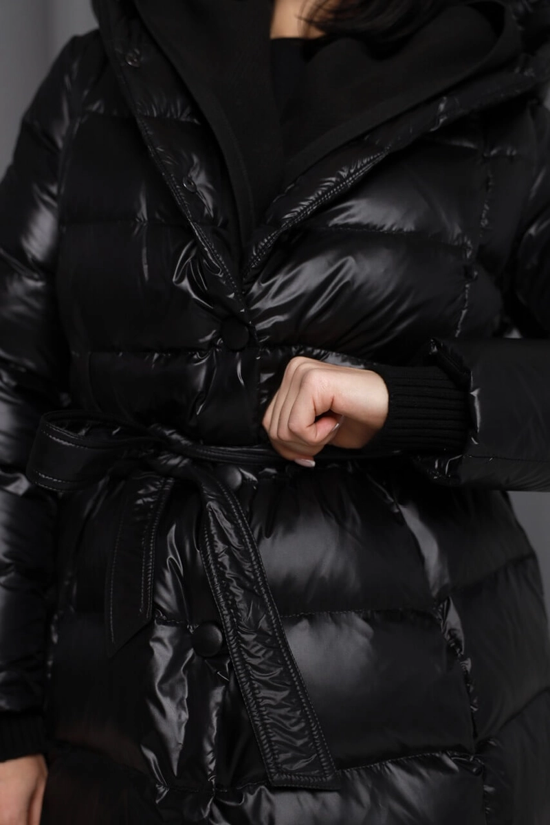 Down jacket with cashmere trim