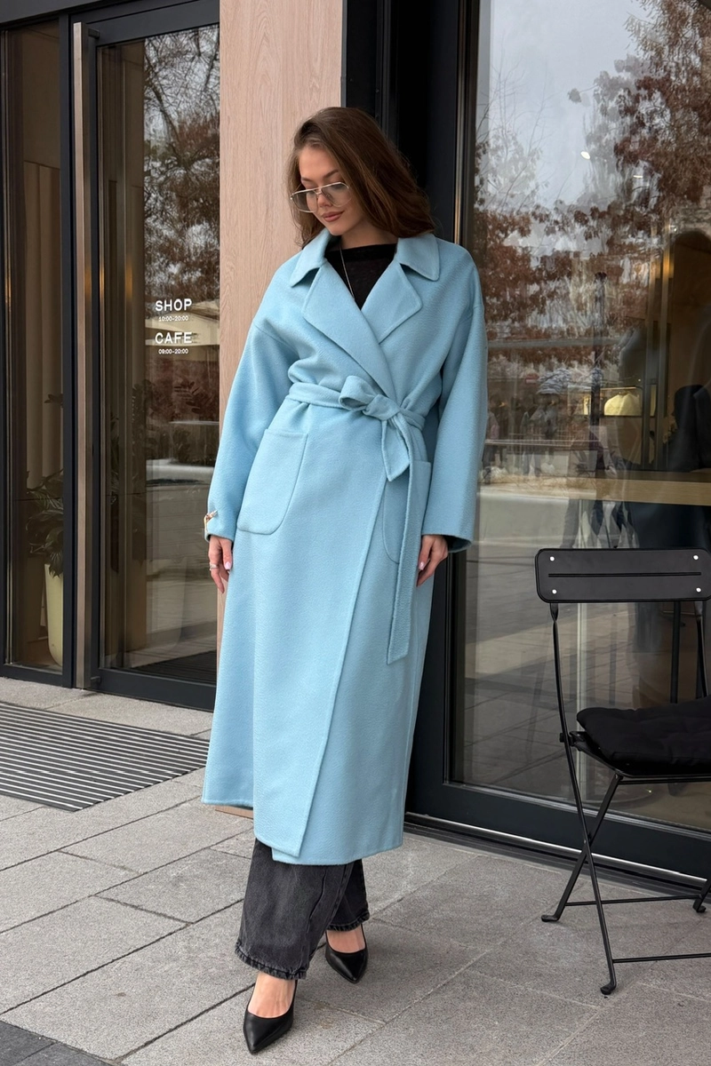 Блакитне пальто з тканини Loro Piana