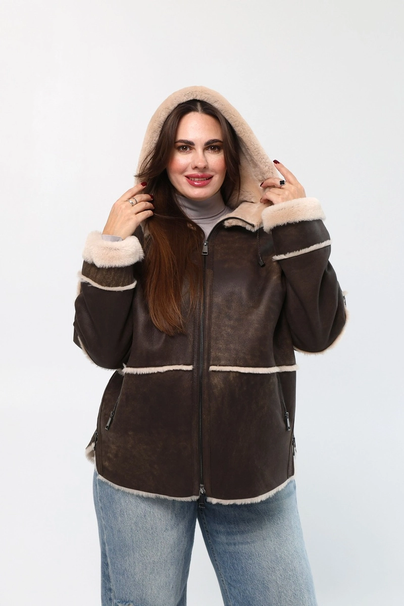 Дублянка з капюшоном із овчини merino у кавовому кольорі 