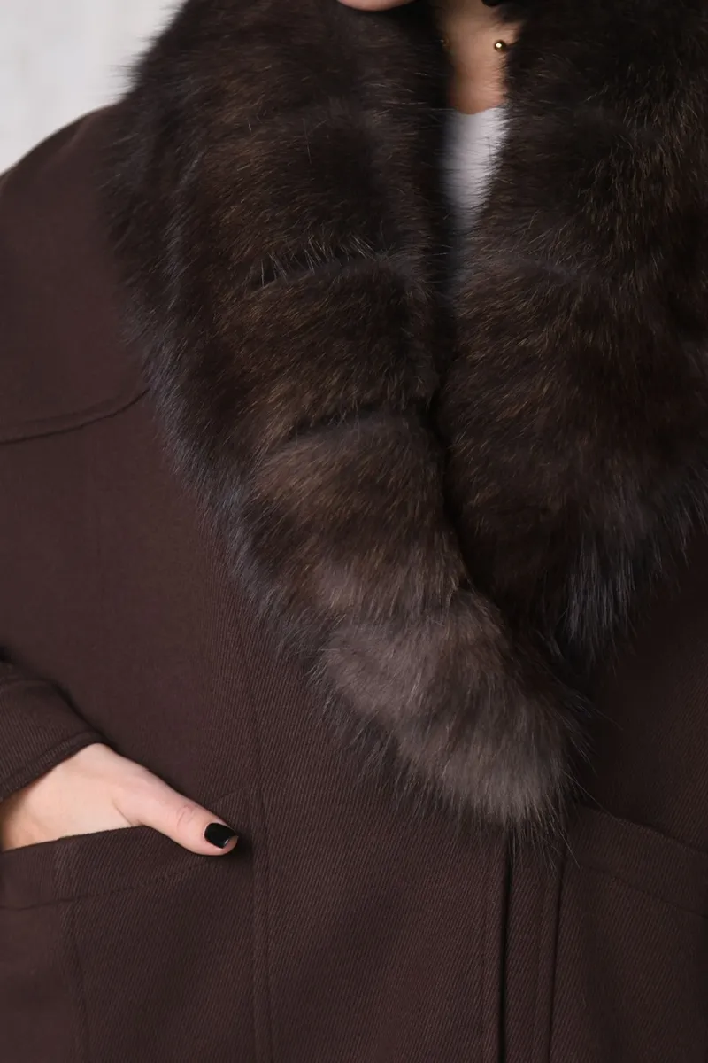 Premium coat crafted from Italian Marini fabric