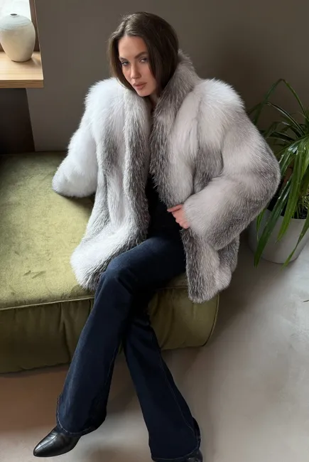 Arctic fox fur coat Amber Frost
