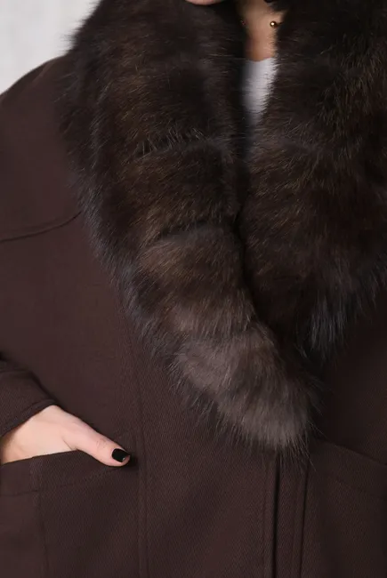 Premium coat crafted from Italian Marini fabric