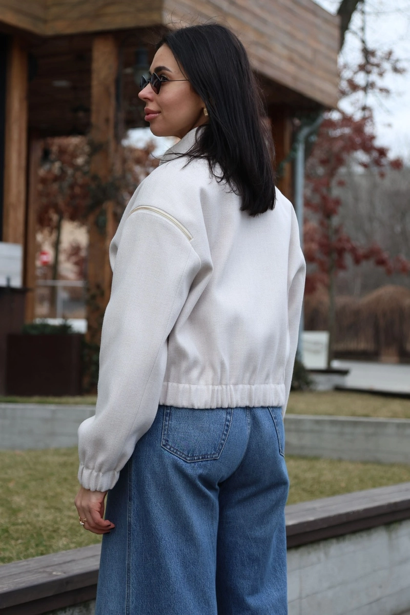 Cropped bomber-coat in basic beige colour 