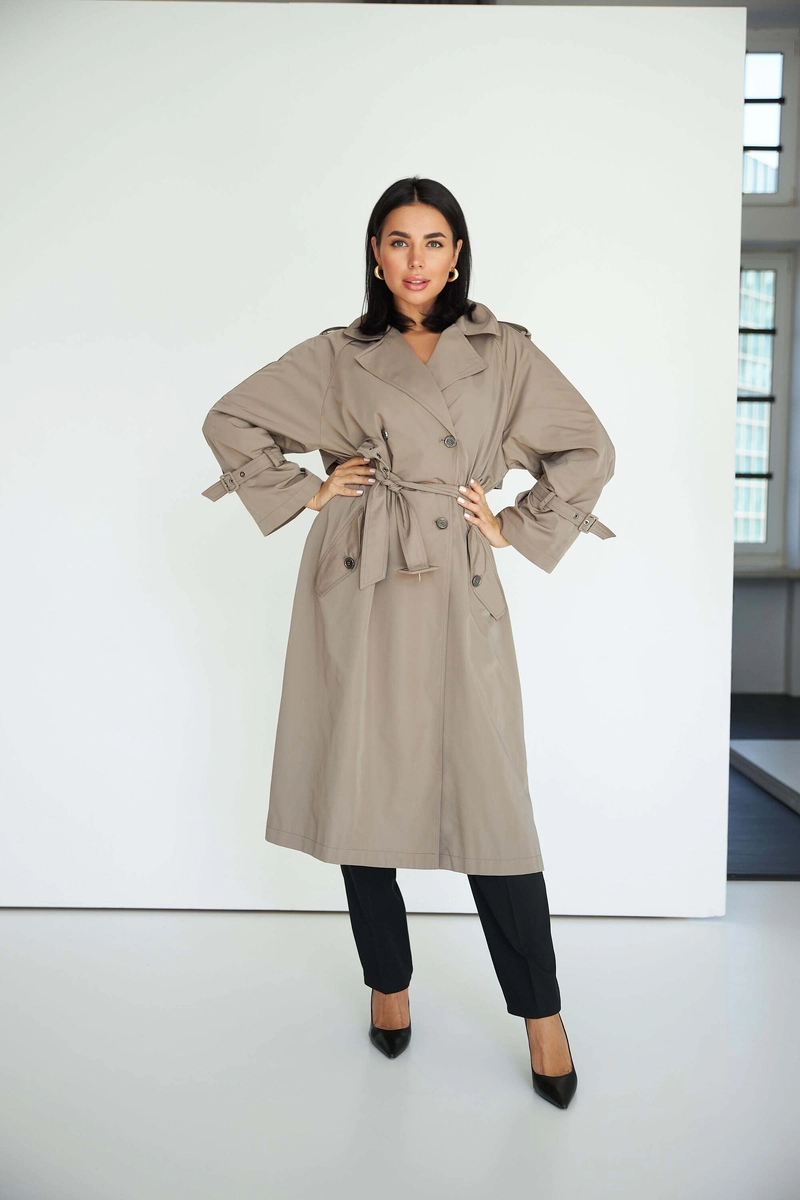 Trench coat in olive color