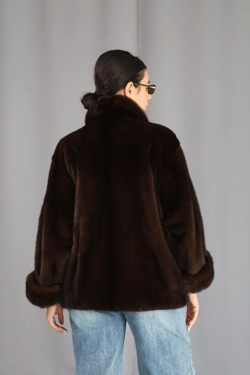 Exquisite auction-style fur coat in an “old money” aesthetic