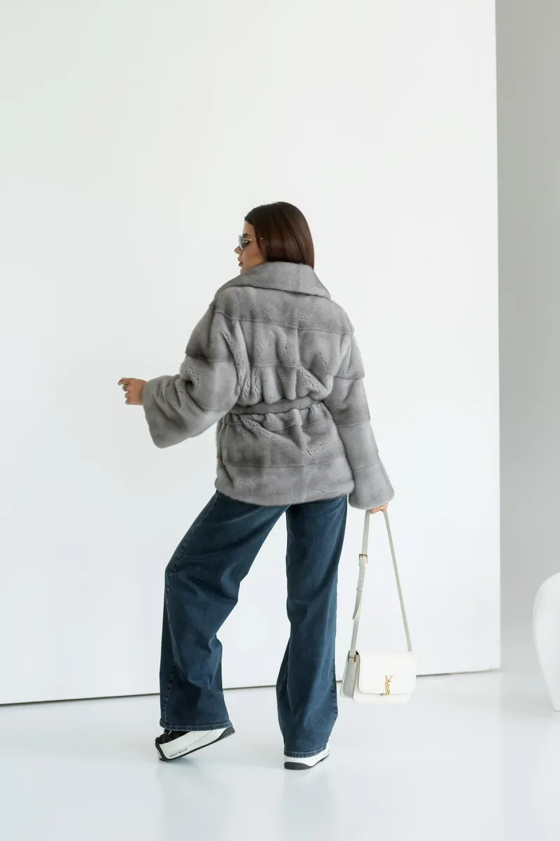 Classic mink coat in sapphire color
