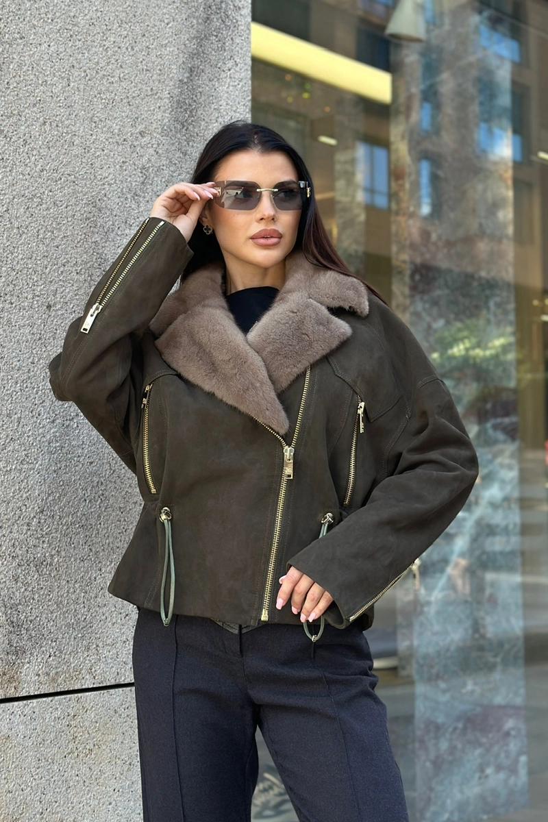 Suede jacket with mink fur