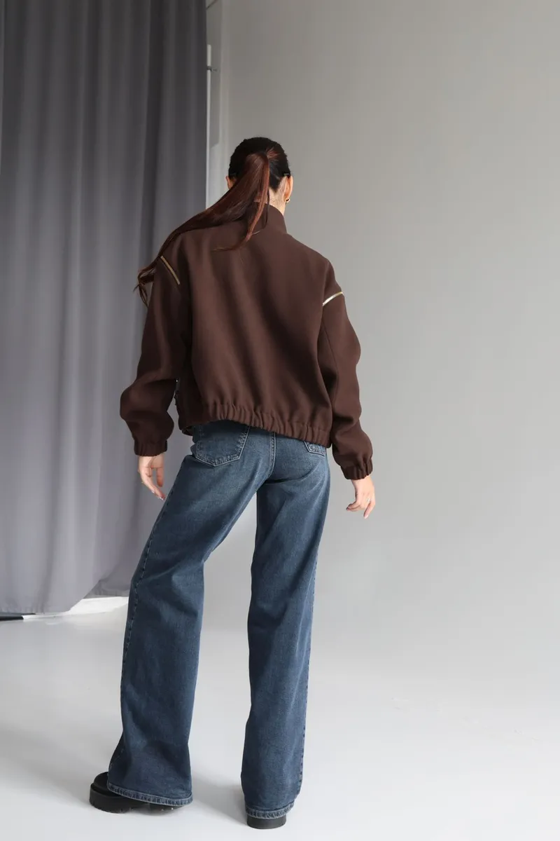 Cropped bomber-coat in chocolate color