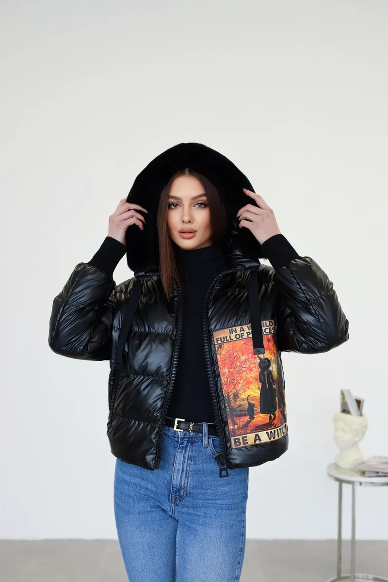 Jacket in Italian vogue fabric in high-gloss black