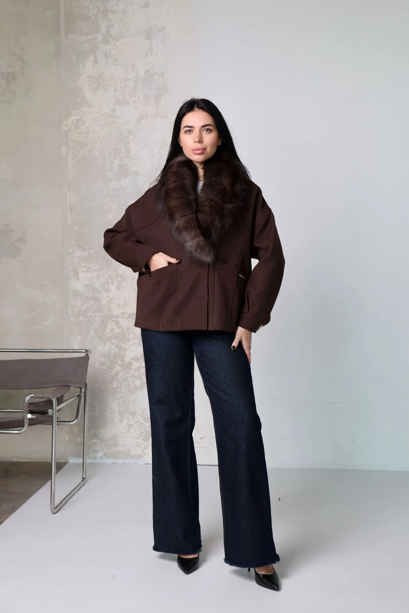 Premium coat crafted from Italian Marini fabric