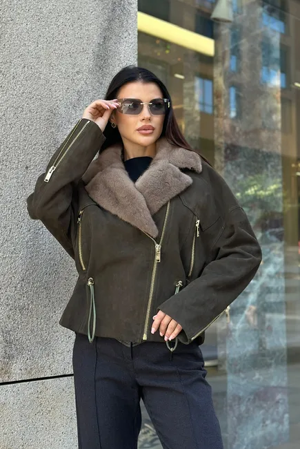 Suede jacket with mink fur